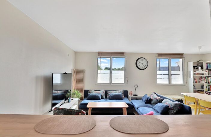 Maison entièrement rénovée en 2024 édifiée sur 873 m² de terrain. — photo 5
