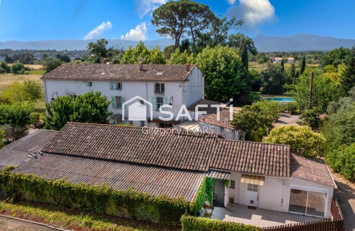 Bastide provençale de 335 m² avec annexes et piscine — photo 5