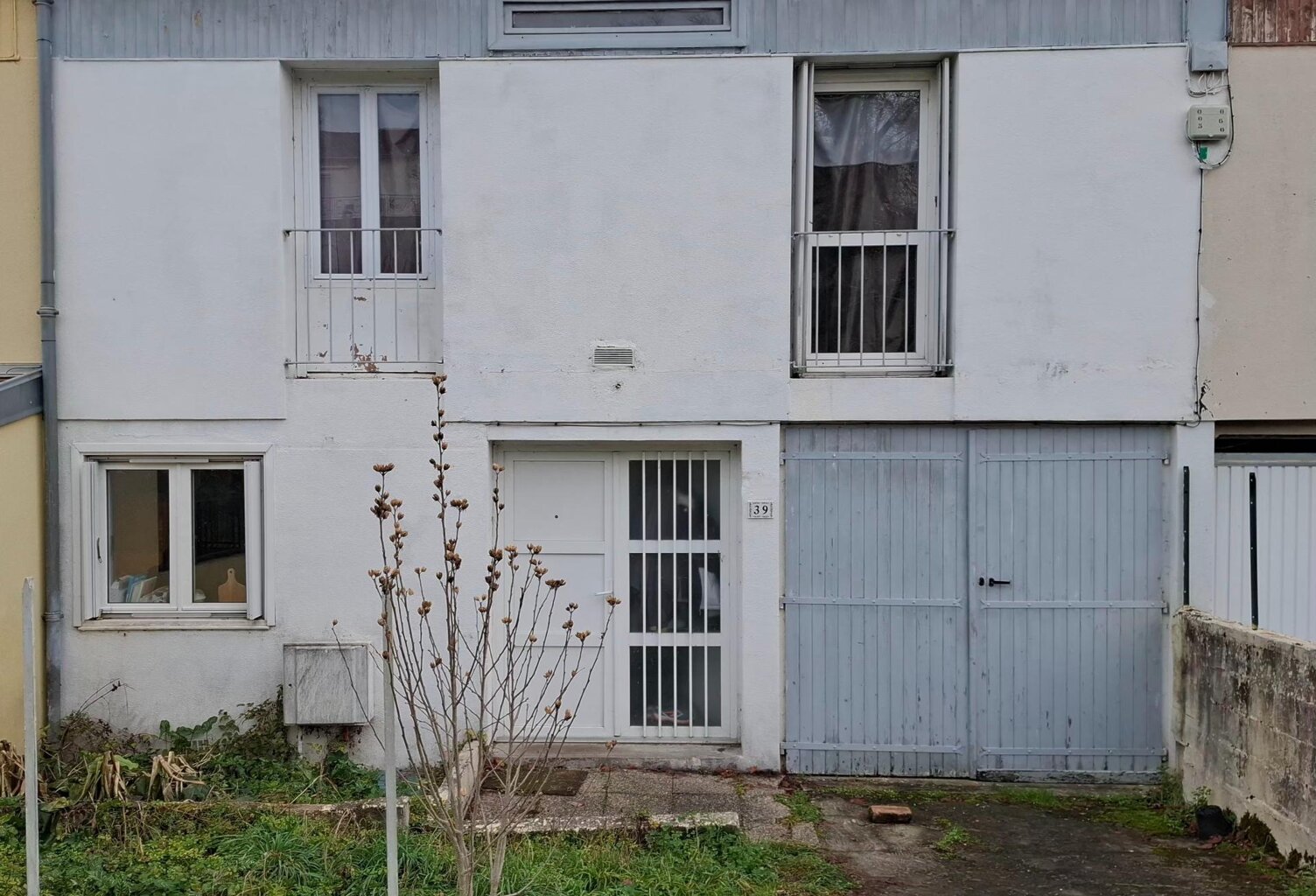 Maison mitoyenne vendu louée de 85m2 avec jardin, 5 pièces dont 3 chambres — photo 1