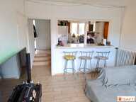 Maison mitoyenne vendu louée de 85m2 avec jardin, 5 pièces dont 3 chambres — photo 2