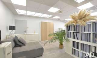 Bureau  43 m² à louer à Nîmes (30900)