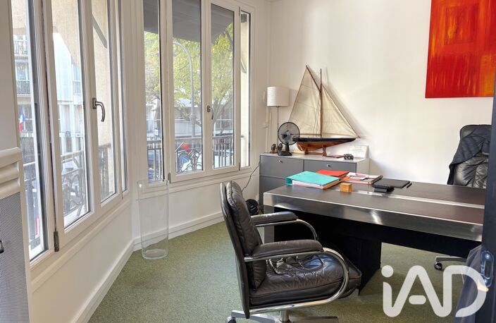 Vente Local commercial 60 m&sup2; — photo 2