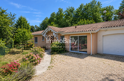 Maison familiale de plain-pied   5 chambres   Terrain de 1 6 — photo du bien