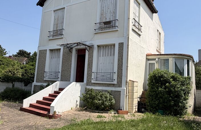 Vente Maison/villa 7 pièces — photo 2