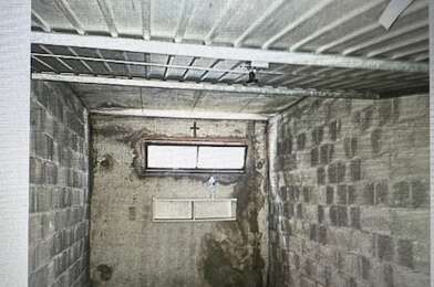 Garage  35000 €