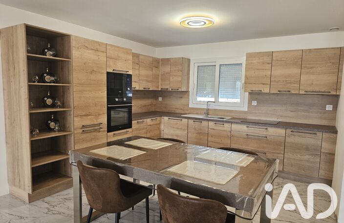 Vente Maison/villa 5 pièces — photo 2
