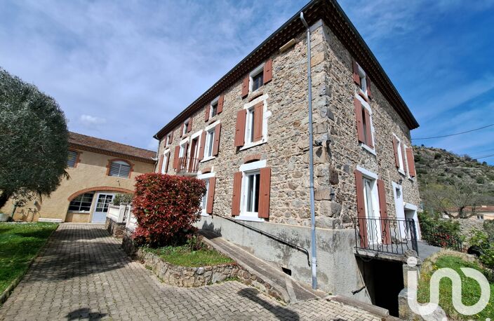 Vente Maison/villa 8 pièces — photo 3