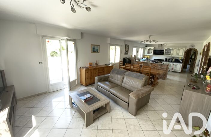 Vente Maison/villa 6 pièces — photo 2