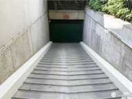 Location Parking 13 m&sup2; — photo 3