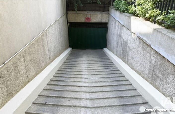 Location Parking 13 m&sup2; — photo 3
