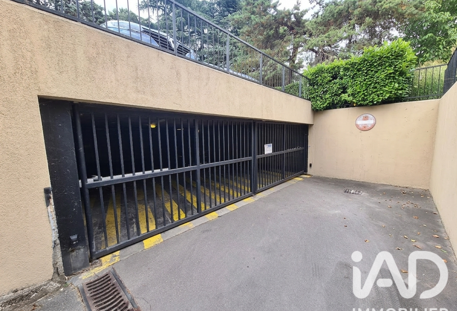 Vente Garage 16 m&sup2; — photo 1