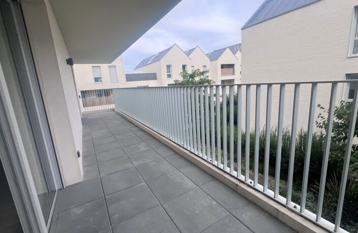 À LOUER   T3 de 65,50 m2   Résidence Amplitude   Bordeaux — photo 2