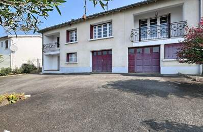 Maison en pierre de 5 pièces principales — photo du bien