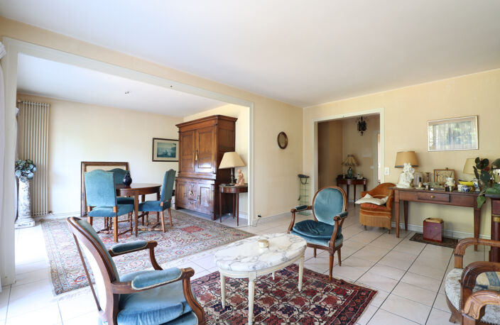 ROYAN - QUARTIER DU PARC - BEL APPARTEMENT T3 AVEC TERRASSE - 78 M2 HABITABLES - 300 M PLAGE ET 200 M COMMERCE — photo 4
