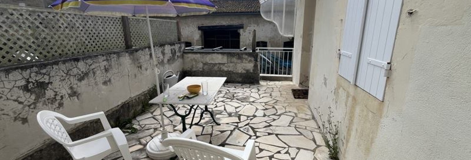 Maison 3 Pièces 79 m² à vendre à Saint-Jean-d'Angély (17400)