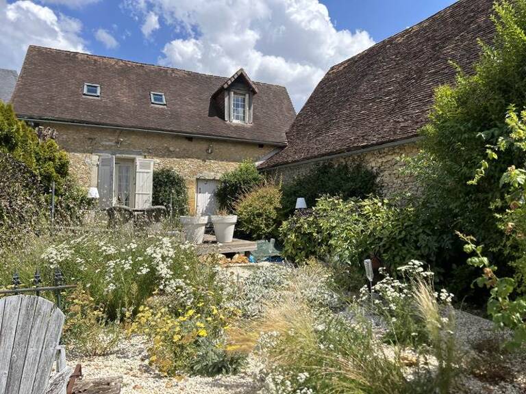 Maison en pierre de 5 pièces principales — photo 1