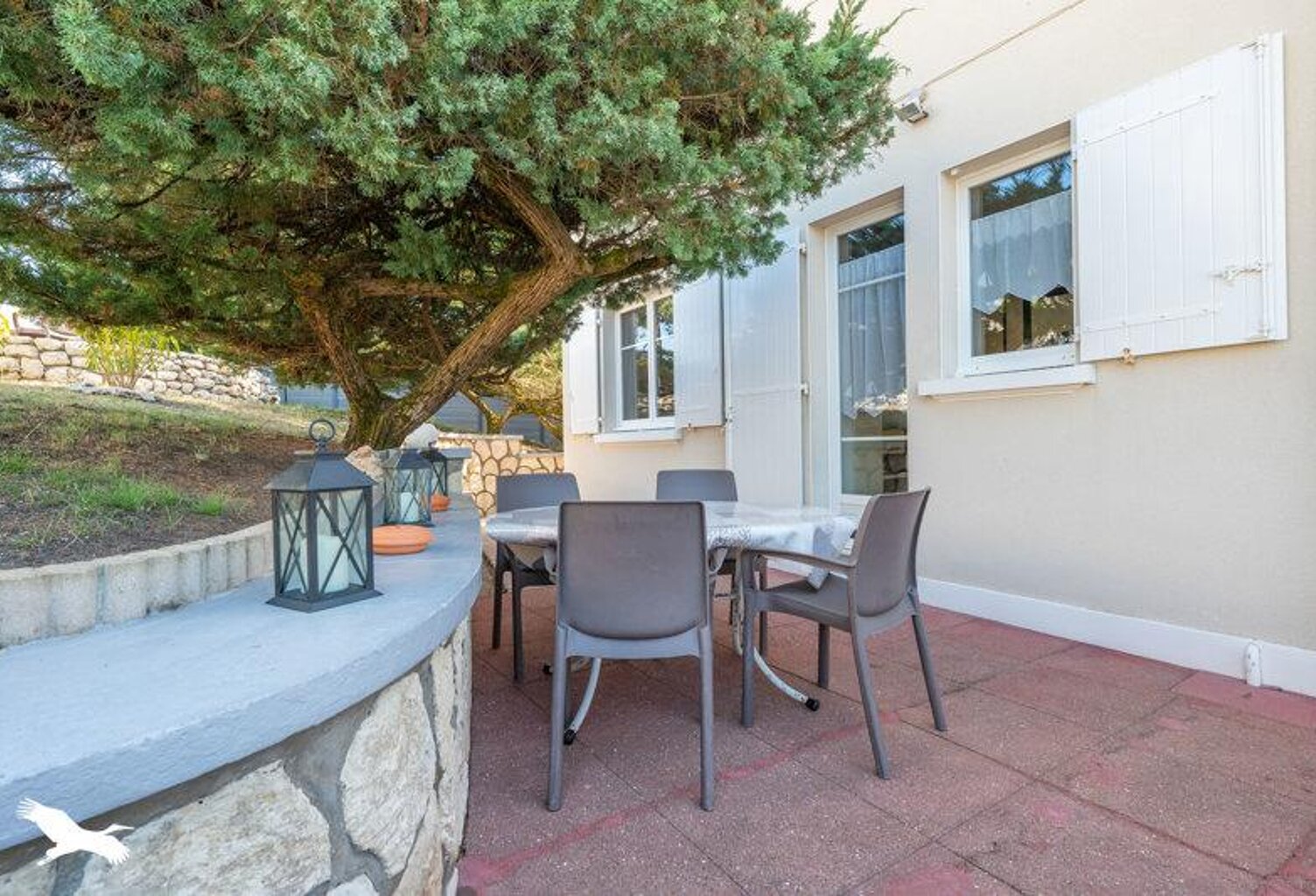 Villa de 7 pièces principales — photo 1