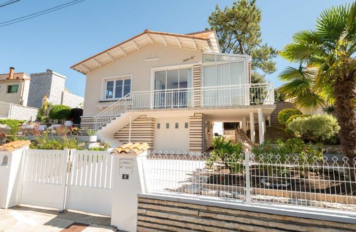 Villa de 7 pièces principales — photo 2