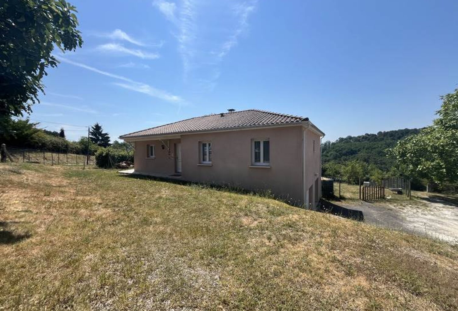 Vente maison 4 pièces 90 m² Léguillac-de-l'Auche (24110) — photo 1
