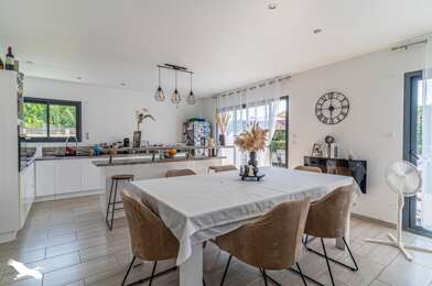 Maison 4 pièces 324632 €