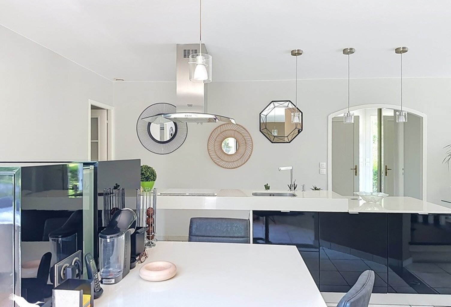 Contemporaine de 6 pièces principales — photo 1