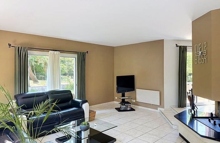 Contemporaine de 6 pièces principales — photo 3