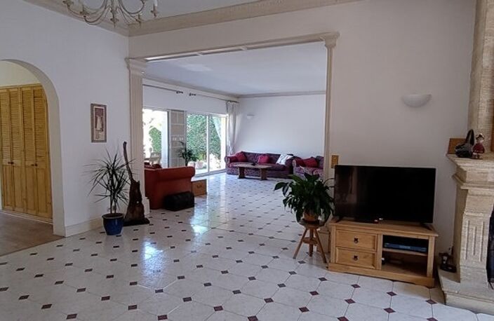 Vente maison 8 pièces 171 m² Ambarès-et-Lagrave (33440) — photo 5