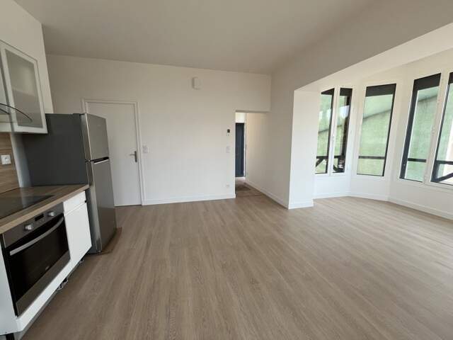 Appartement de 5 pièces principales — photo du bien