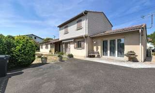 Maison 8 Pièces 190 m² à vendre à Carbon-Blanc (33560)