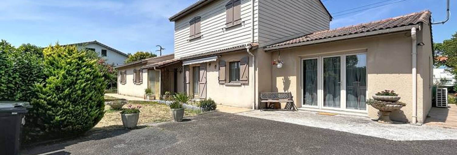 Maison 8 Pièces 190 m² à vendre à Carbon-Blanc (33560)