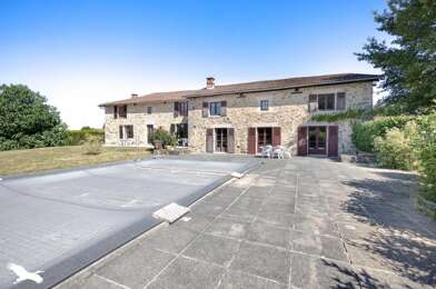 Maison 10 pièces 421200 €