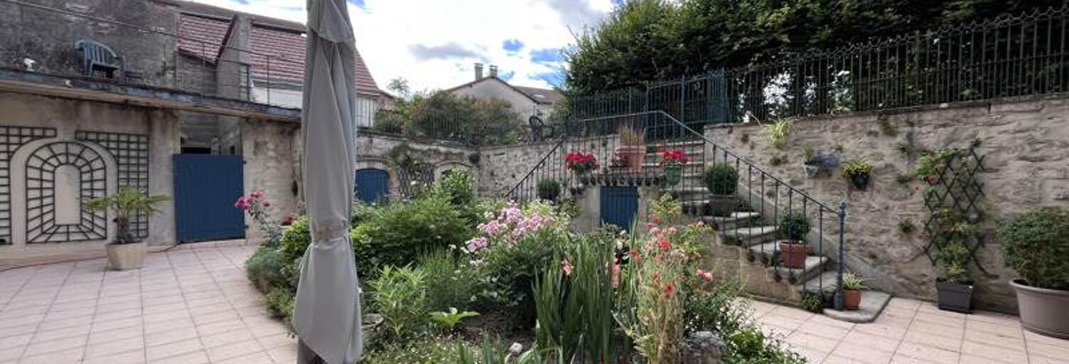 Immeuble   m² à vendre à Saint-Junien (87200)