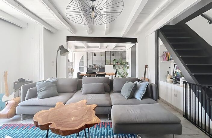 Maison en pierre de 4 pièces principales — photo 2