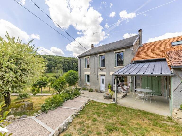 Maison en pierre de 6 pièces principales — photo 1