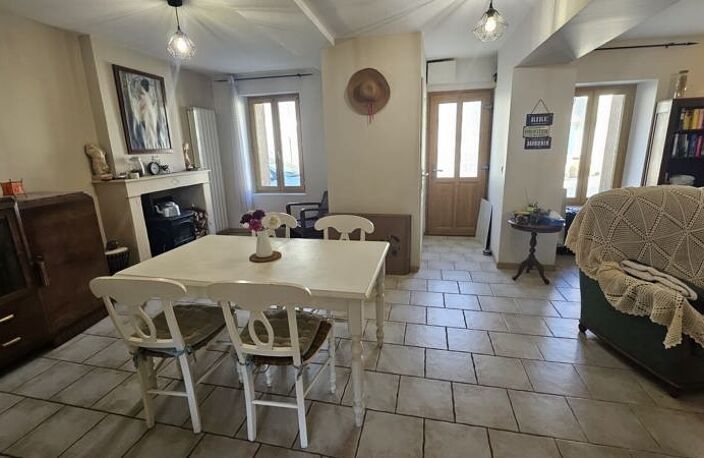Maison de ville de 3 pièces principales — photo 2