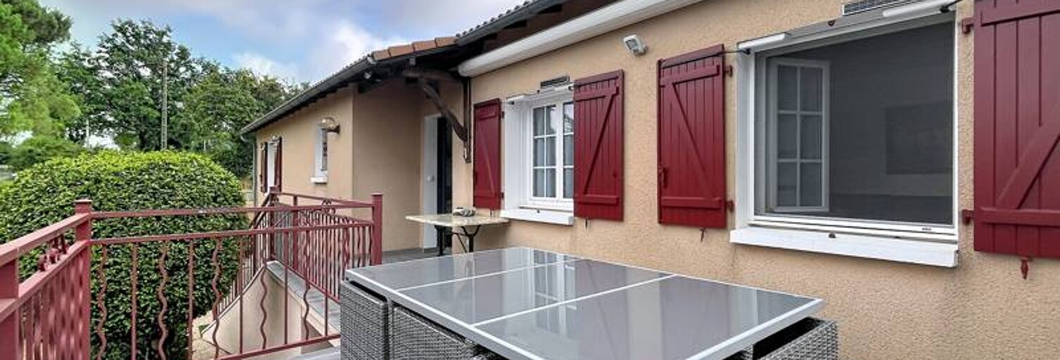 Maison 8 Pièces 162 m² à vendre à Marcillé (79500)