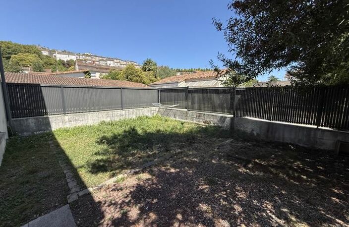 Vente immeuble   Angoulême (16000) — photo 3