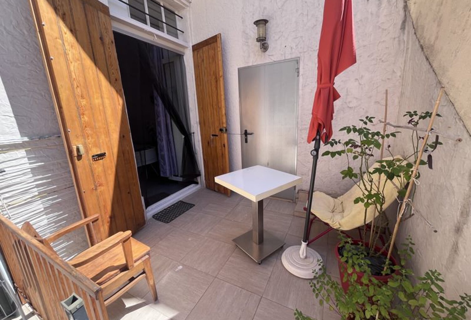 Studio de 1 pièces principales — photo 1