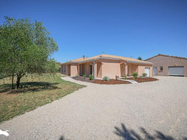 Villa de 5 pièces principales — photo du bien