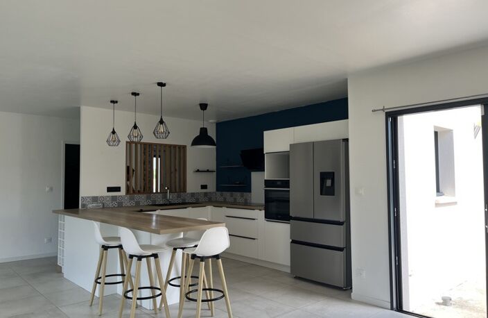 Contemporaine de 5 pièces principales — photo 2