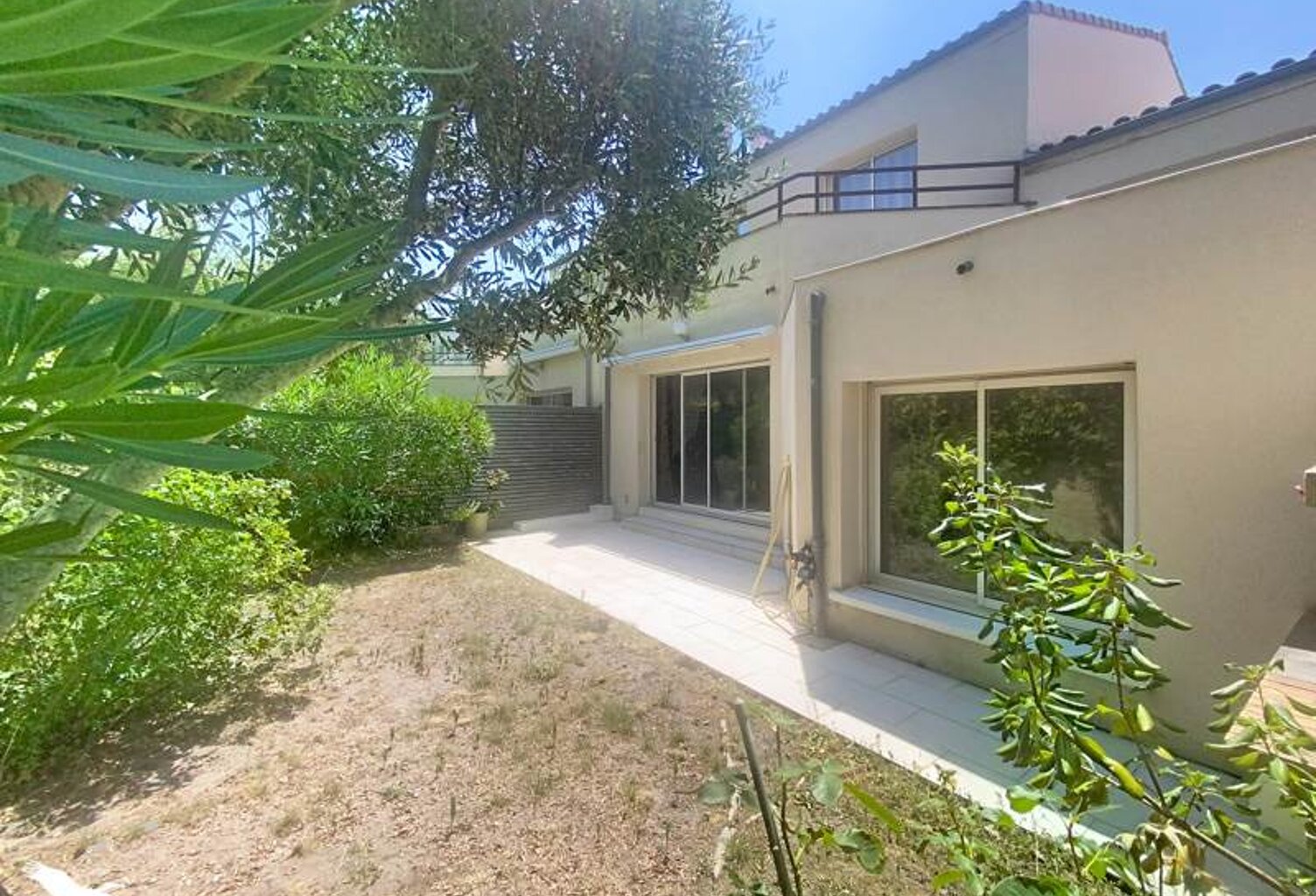 Maison de ville de 6 pièces principales — photo 1