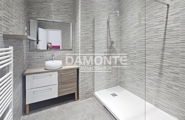 Coup de coeur assuré ! Appartement de caractère entièrement r — photo 4
