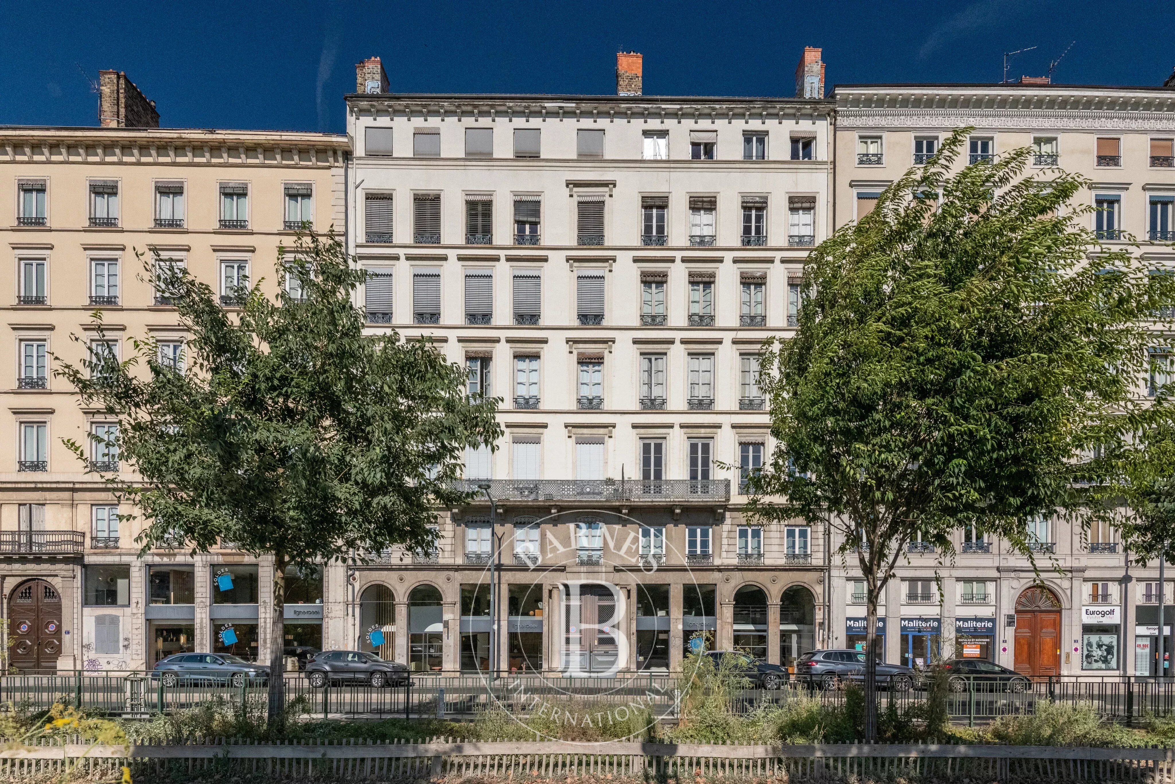 Appartement L T5