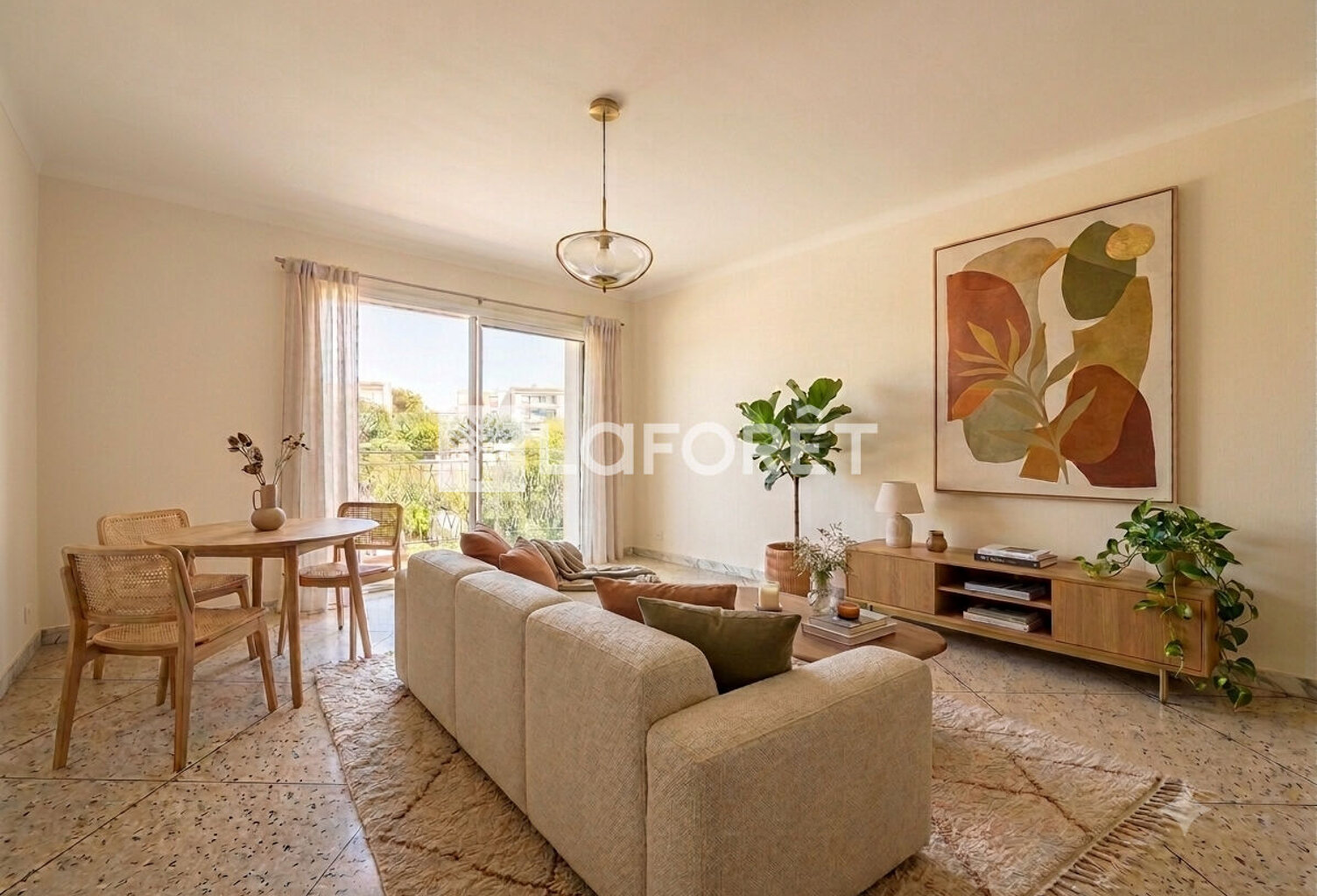 Studio 30 m² avec balcon, parking et cellier - Quartier Estanove — photo 1