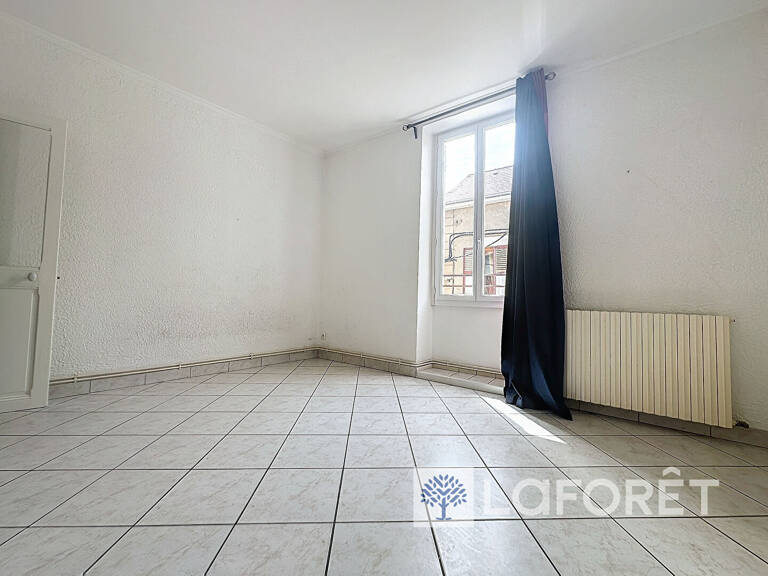 Appartement T3 sur la commune de la Tour du Pin — photo 1