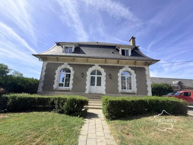 80240 EXCLUSIVITE- Maison de maitre à vendre — photo du bien