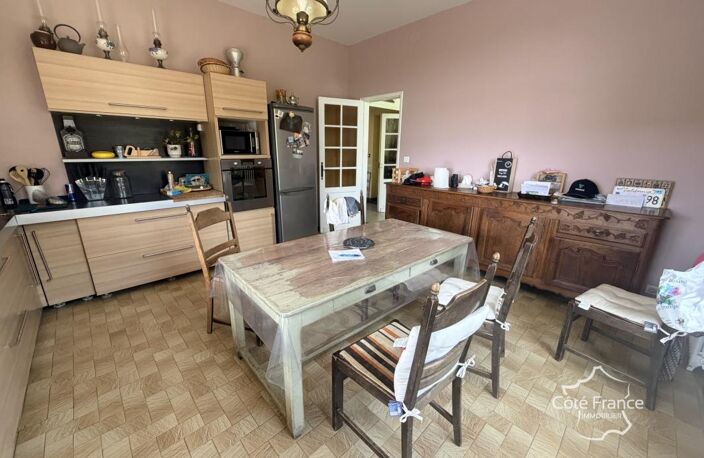 80240 EXCLUSIVITE- Maison de maitre à vendre — photo 3