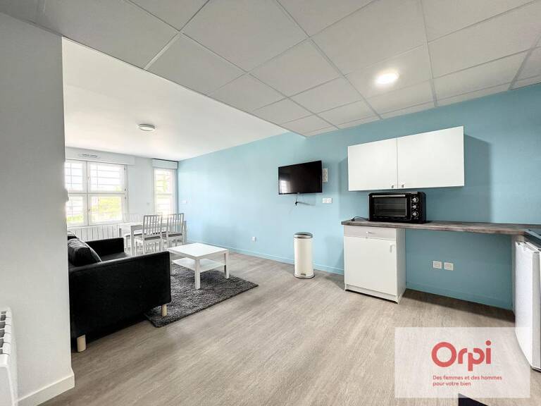 Appartement À Louer - DESERTINES — photo 1
