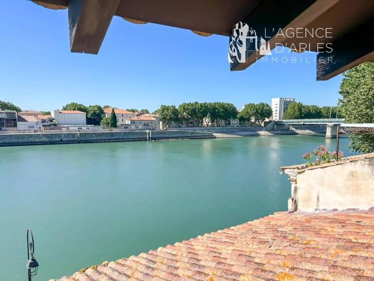 Arles – La Roquette, maison de caractère de 165 m² face au Rhône avec terrasse — photo 1