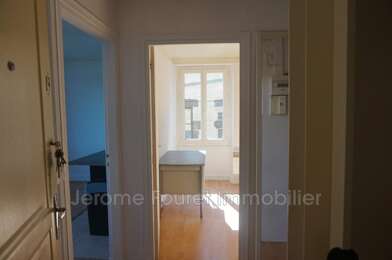 Appartement 2 pièces 400 €